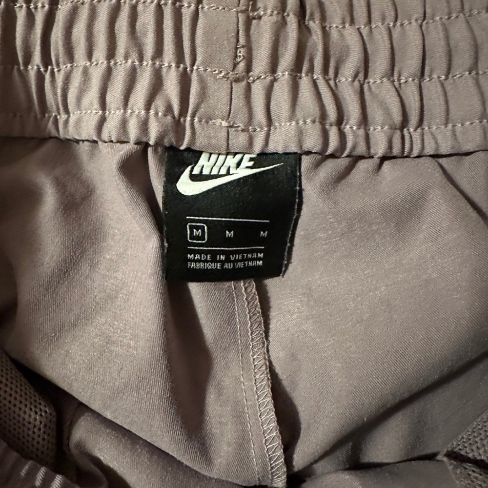 Nike Women's dusty plum track suit sz med BNWOT - Picture 4 of 10